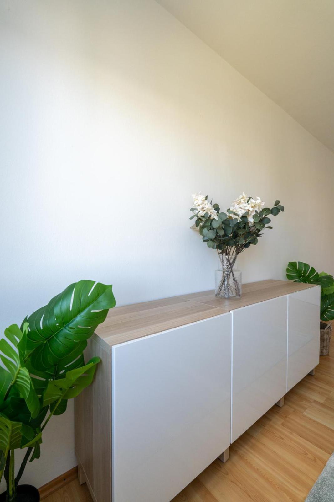 Two Bedrooms - 85 Squaremeters - 4 Min To U6 Dresdner Str 비엔나 외부 사진