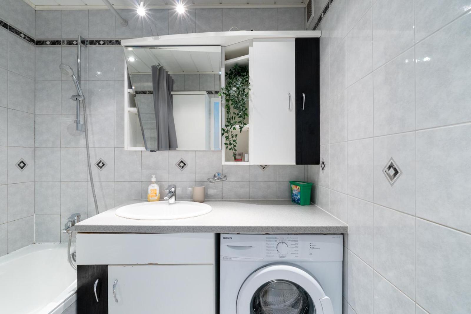 Two Bedrooms - 85 Squaremeters - 4 Min To U6 Dresdner Str 비엔나 외부 사진