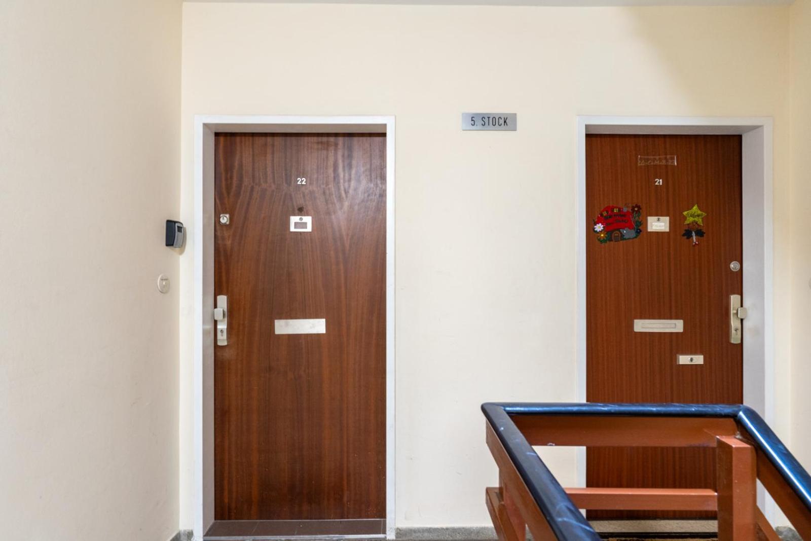 Two Bedrooms - 85 Squaremeters - 4 Min To U6 Dresdner Str 비엔나 외부 사진