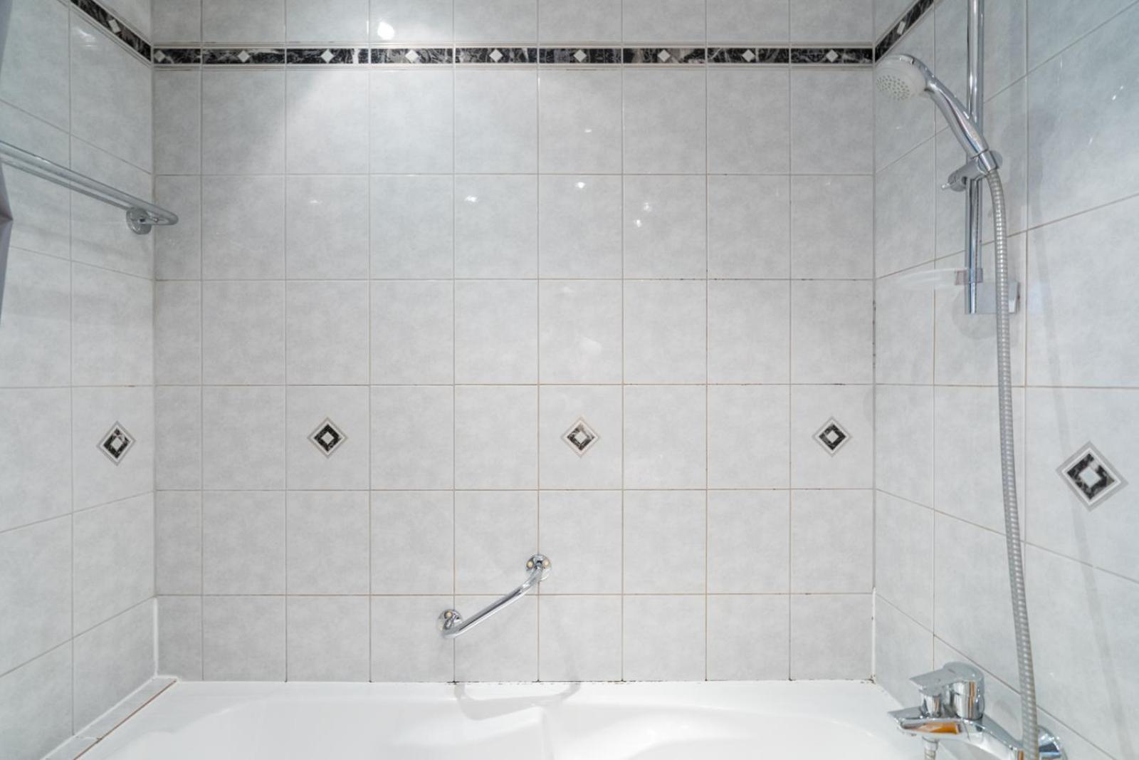 Two Bedrooms - 85 Squaremeters - 4 Min To U6 Dresdner Str 비엔나 외부 사진