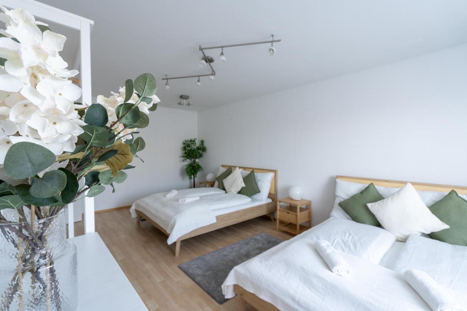 Two Bedrooms - 85 Squaremeters - 4 Min To U6 Dresdner Str 비엔나 외부 사진